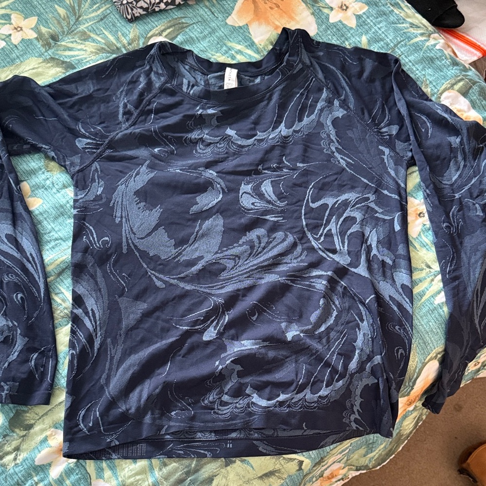 Athleta Navy Textured Knit Top